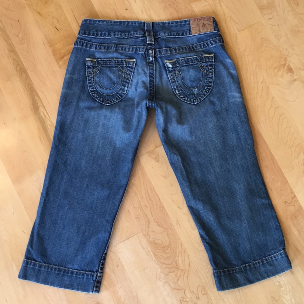 True Religion Distressed Denim Jean Capri Pants